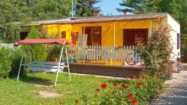 Aktuális eladó nyaraló kínálatom a Balaton partján, a Balaton-felvidéken, a Bakonyban